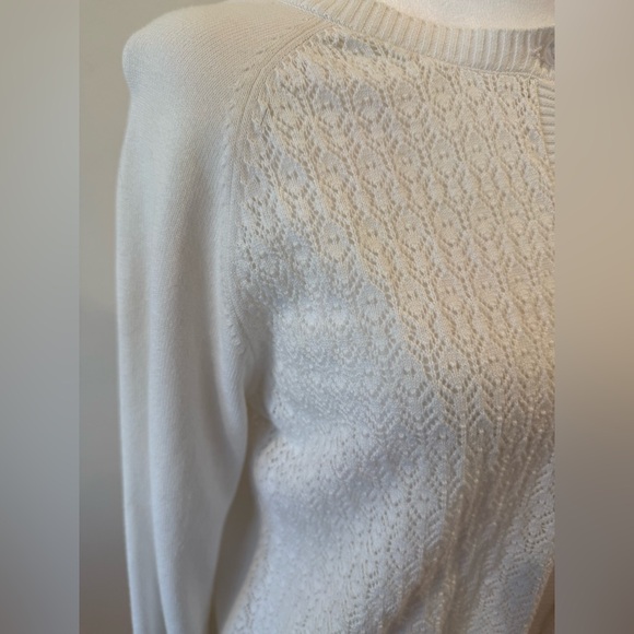 Vintage-Inspired Cream Knit Cardigan - Picture 5 of 6